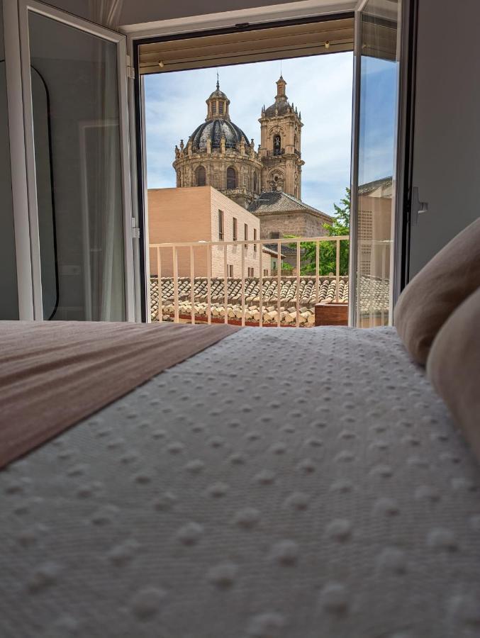 Ninos Luchando Apartamento Granada
